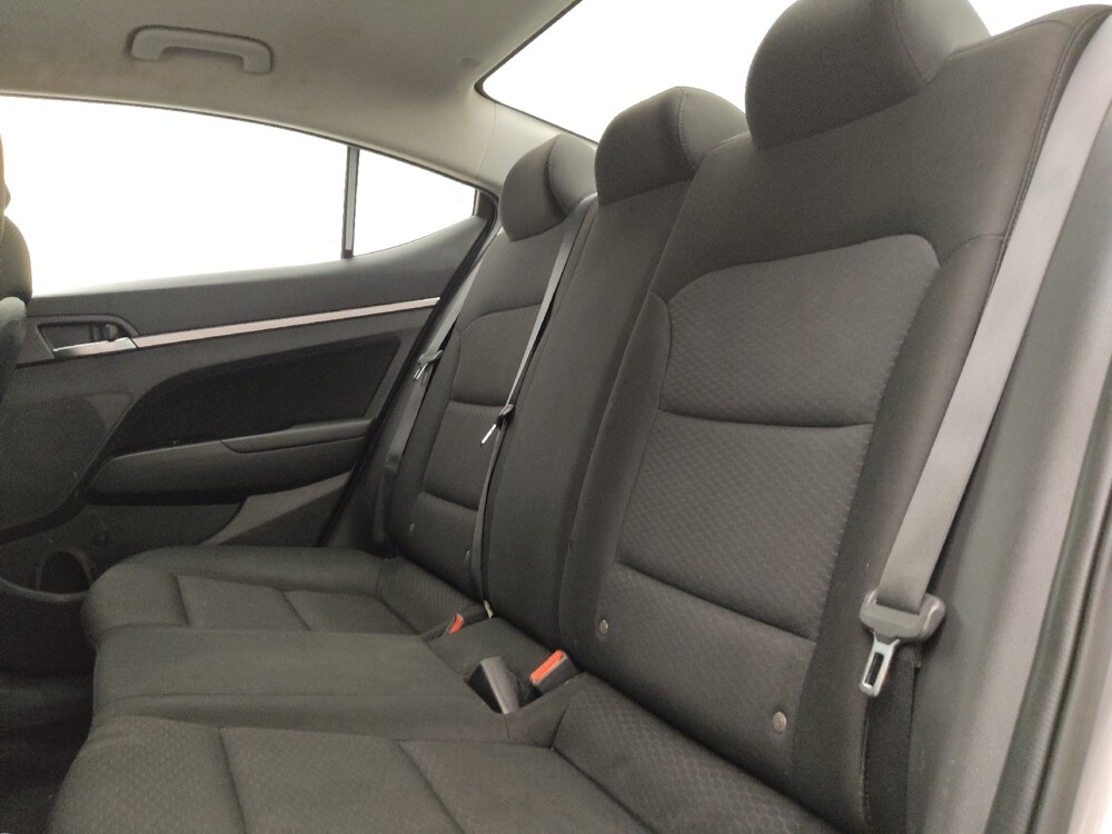 2020 Hyundai Elantra in Clearwater, FL 33764 - 18073142 18