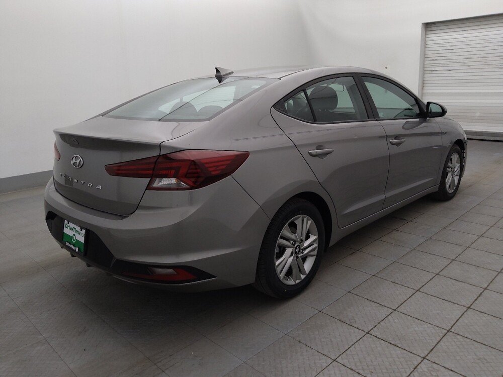 2020 Hyundai Elantra in Clearwater, FL 33764 - 18073142 10