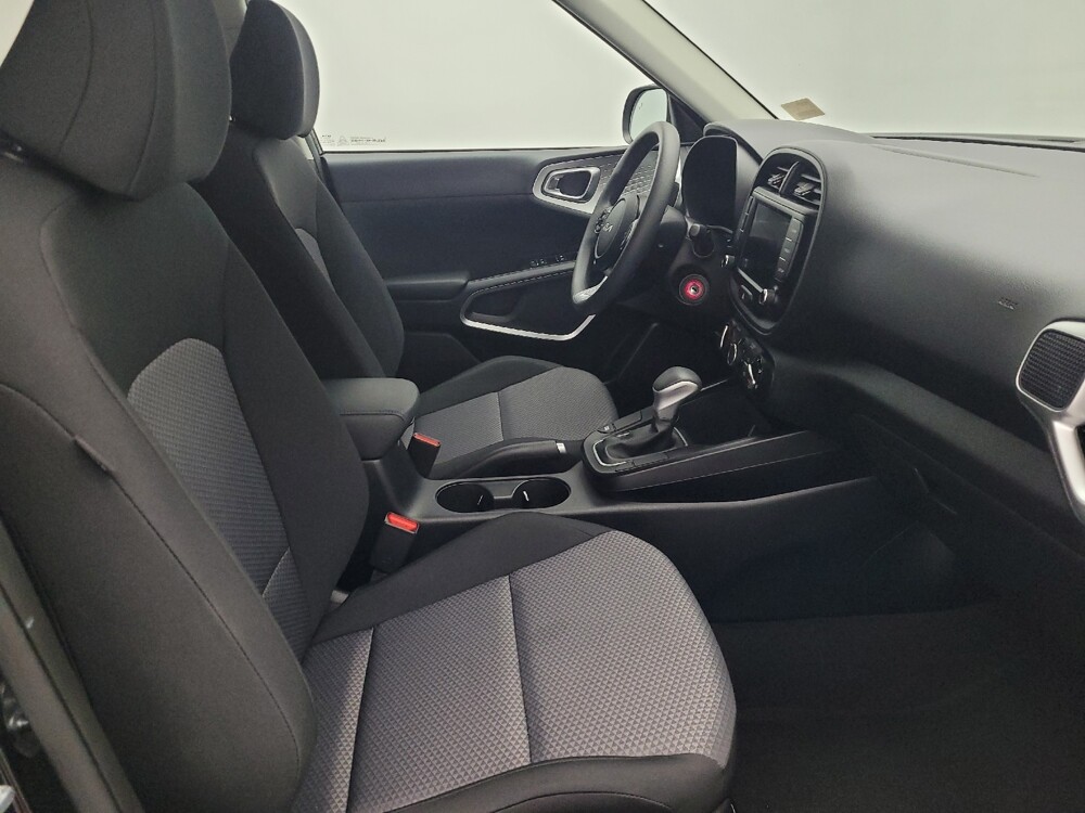 2022 Kia Soul in Miami, FL 33157 - 18073197 21
