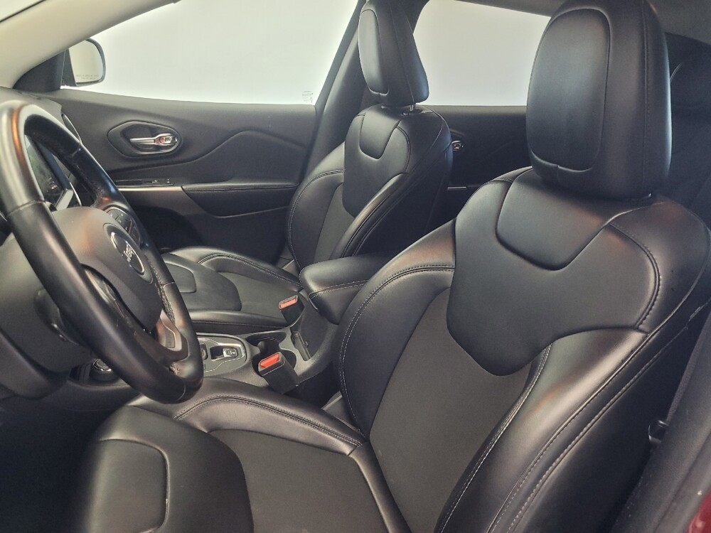 2020 Jeep Cherokee in Mishawaka, IN 46545 - 18073198 17