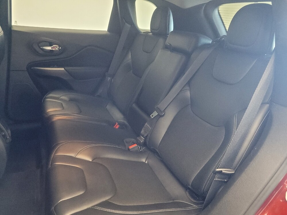 2020 Jeep Cherokee in Mishawaka, IN 46545 - 18073198 18