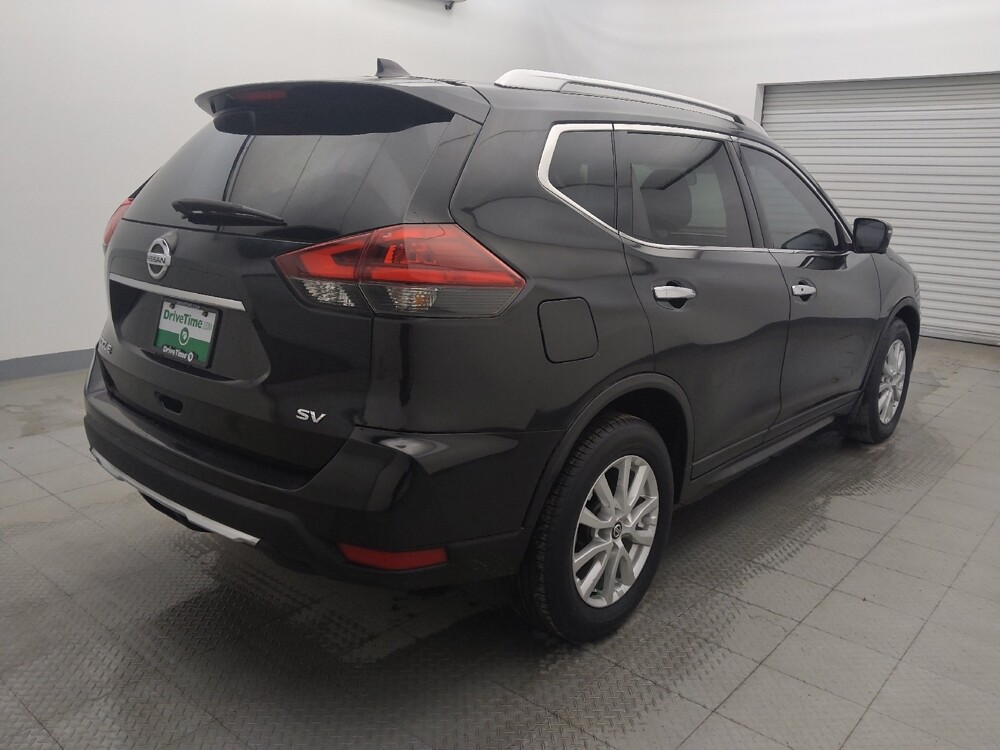 2018 Nissan Rogue in Baton Rouge, LA 70816 - 18073205 9