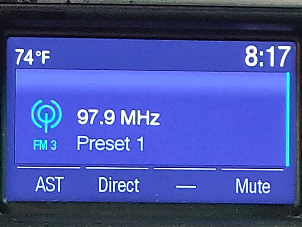 2015 Ford Explorer in Houston, TX 77060 - 18073232 25