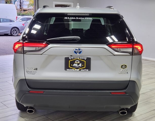 2022 Toyota RAV4 in Cinnaminson, NJ 08077 - 18073257 4