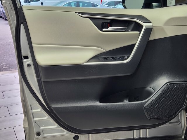 2022 Toyota RAV4 in Cinnaminson, NJ 08077 - 18073257 10
