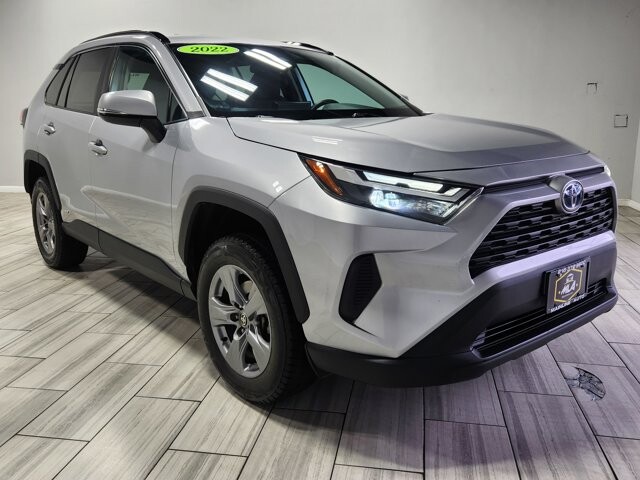 2022 Toyota RAV4 in Cinnaminson, NJ 08077 - 18073257 7