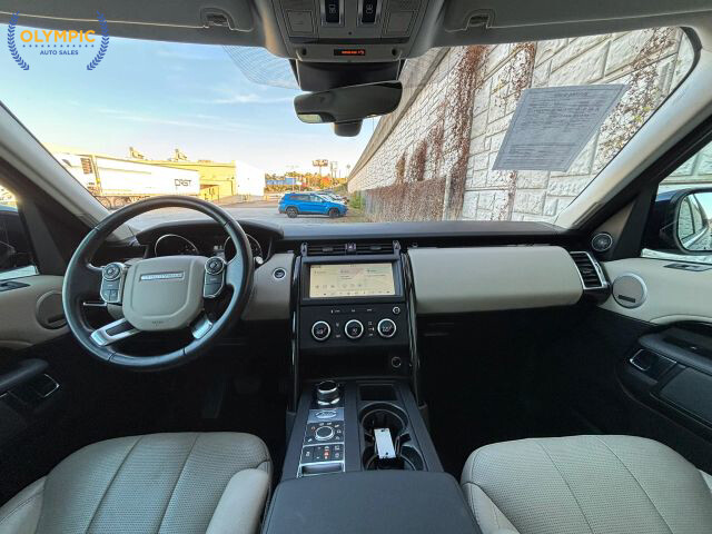 2018 Land Rover Discovery in Decatur, GA 30032 - 18073277 18