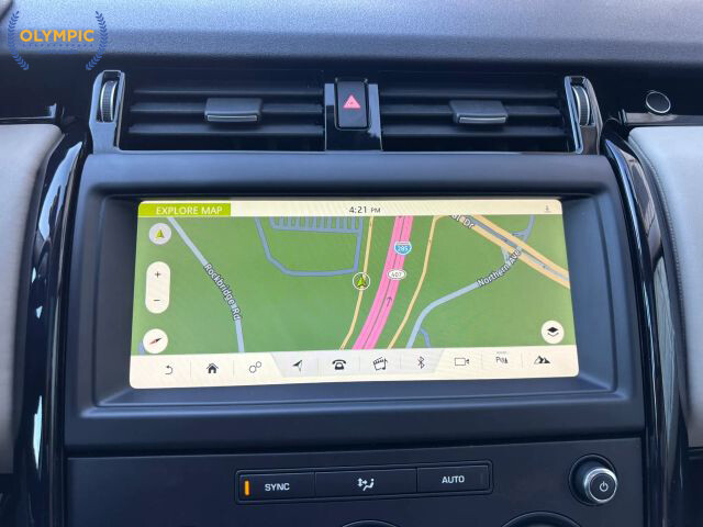 2018 Land Rover Discovery in Decatur, GA 30032 - 18073277 29