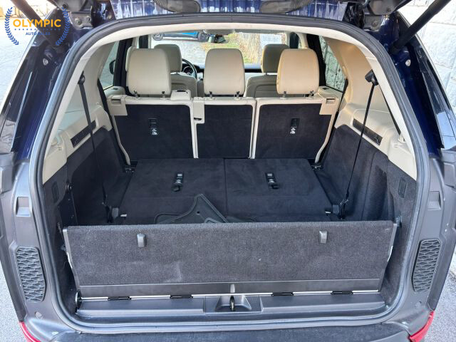 2018 Land Rover Discovery in Decatur, GA 30032 - 18073277 50