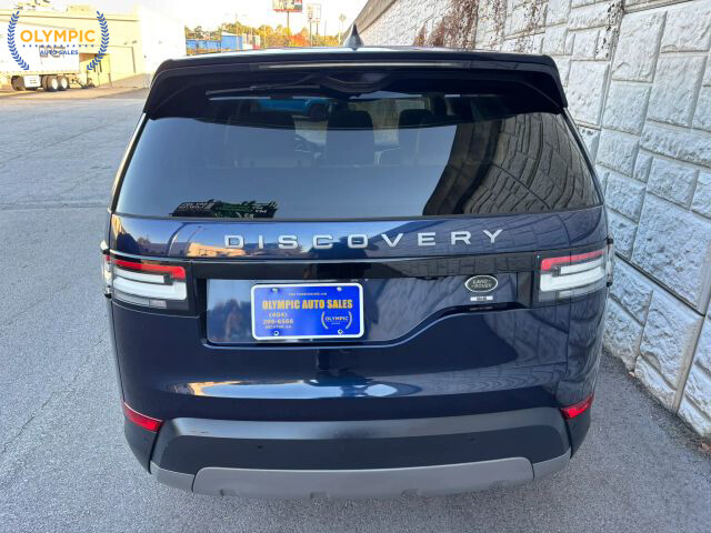 2018 Land Rover Discovery in Decatur, GA 30032 - 18073277 5