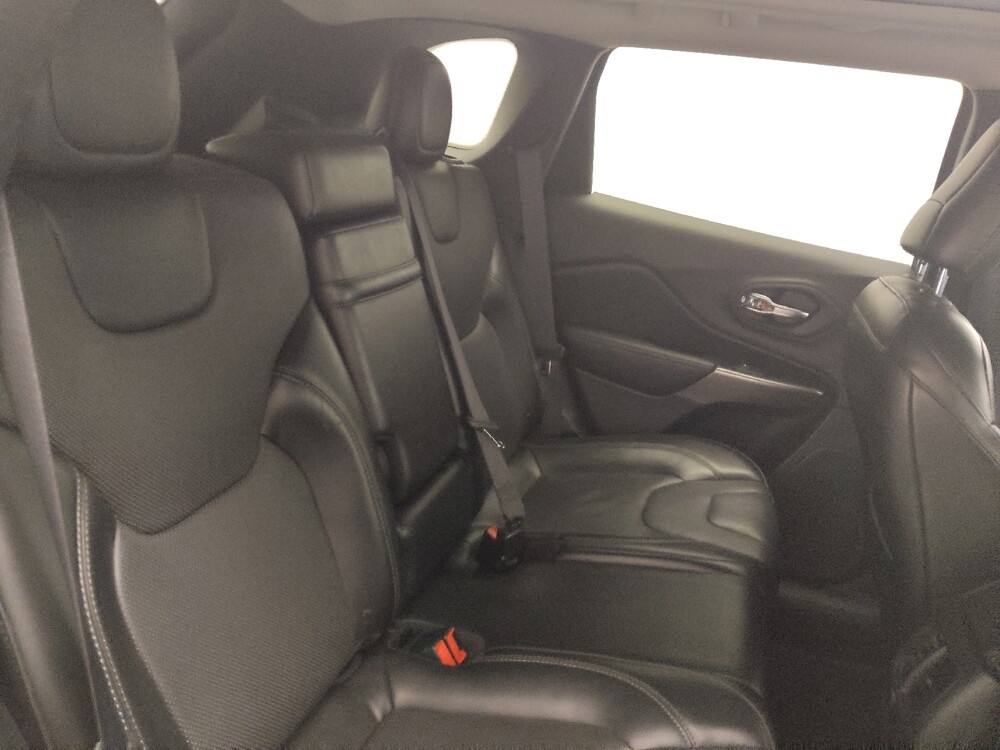 2019 Jeep Cherokee in Morrow, GA 30260 - 18073281 19