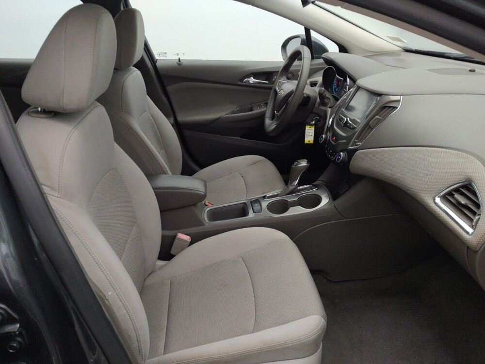 2017 Chevrolet Cruze in Houston, TX 77060 - 18073325 21
