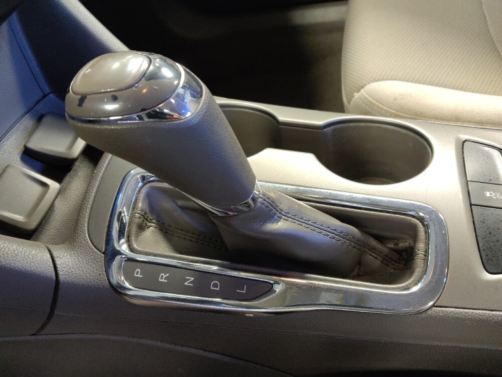 2017 Chevrolet Cruze in Houston, TX 77060 - 18073325 26