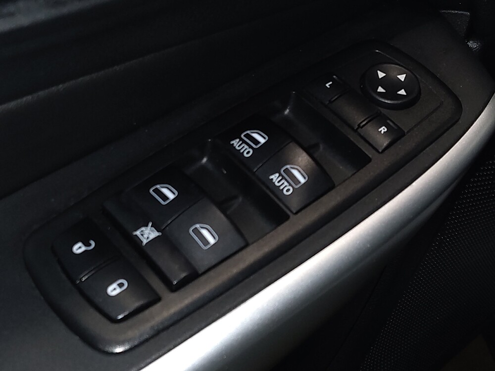 2018 Jeep Cherokee in Pensacola, FL 32505 - 18073351 27