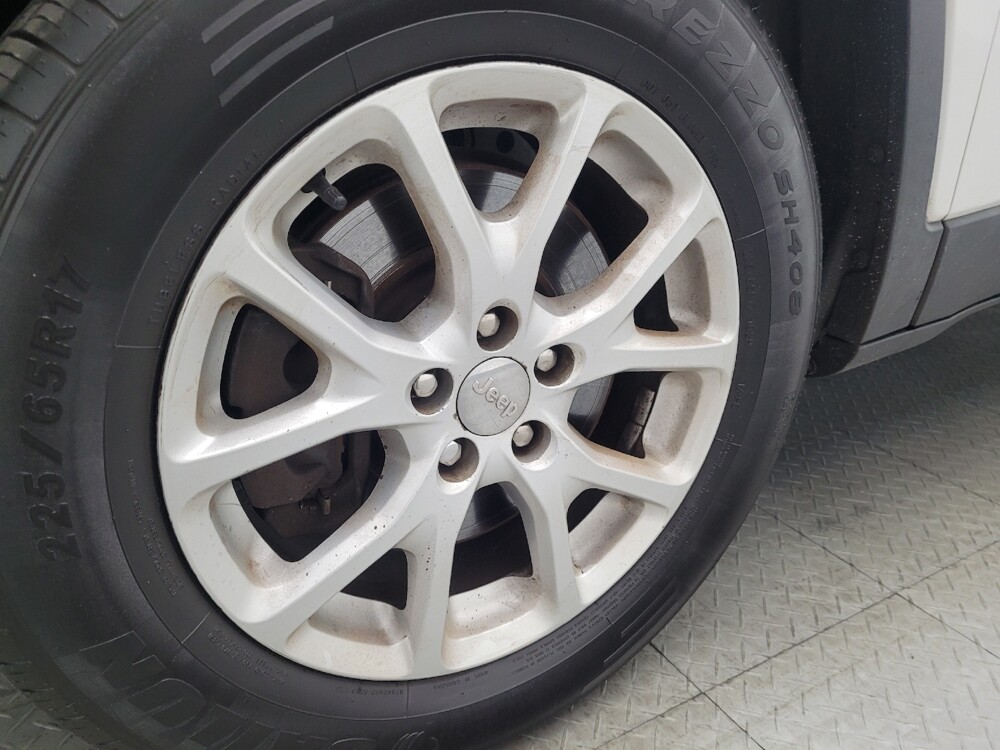 2018 Jeep Cherokee in Pensacola, FL 32505 - 18073351 31