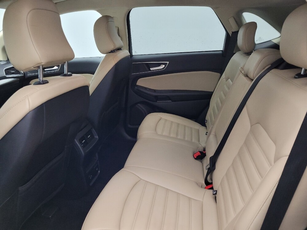 2022 Ford Edge in Fayetteville, NC 28304 - 18073363 18