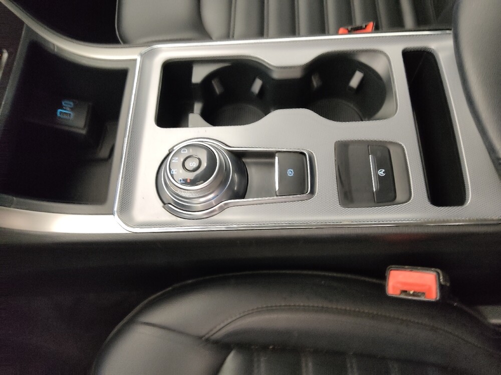 2021 Ford Edge in Topeka, KS 66611 - 18073421 26