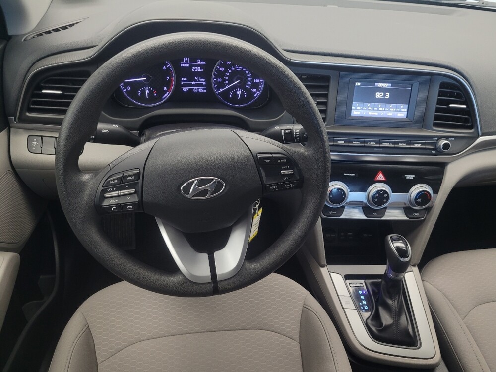 2019 Hyundai Elantra in Highland, IN 46322 - 18073509 22