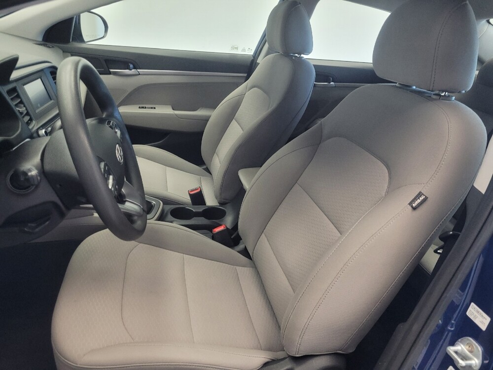 2019 Hyundai Elantra in Highland, IN 46322 - 18073509 17