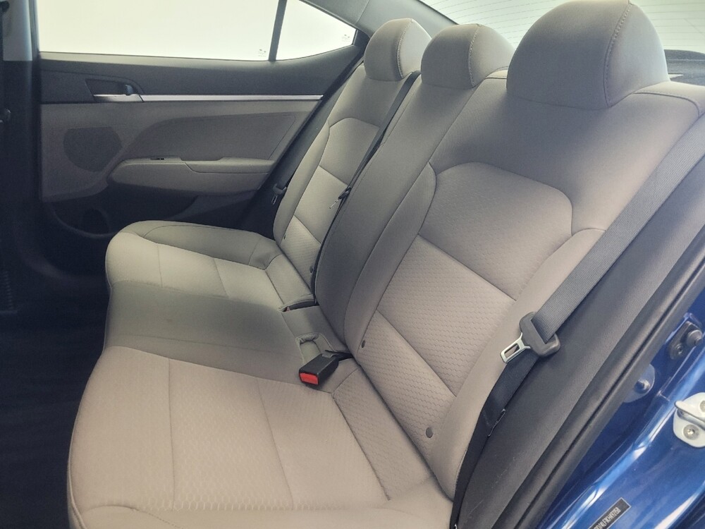 2019 Hyundai Elantra in Highland, IN 46322 - 18073509 18