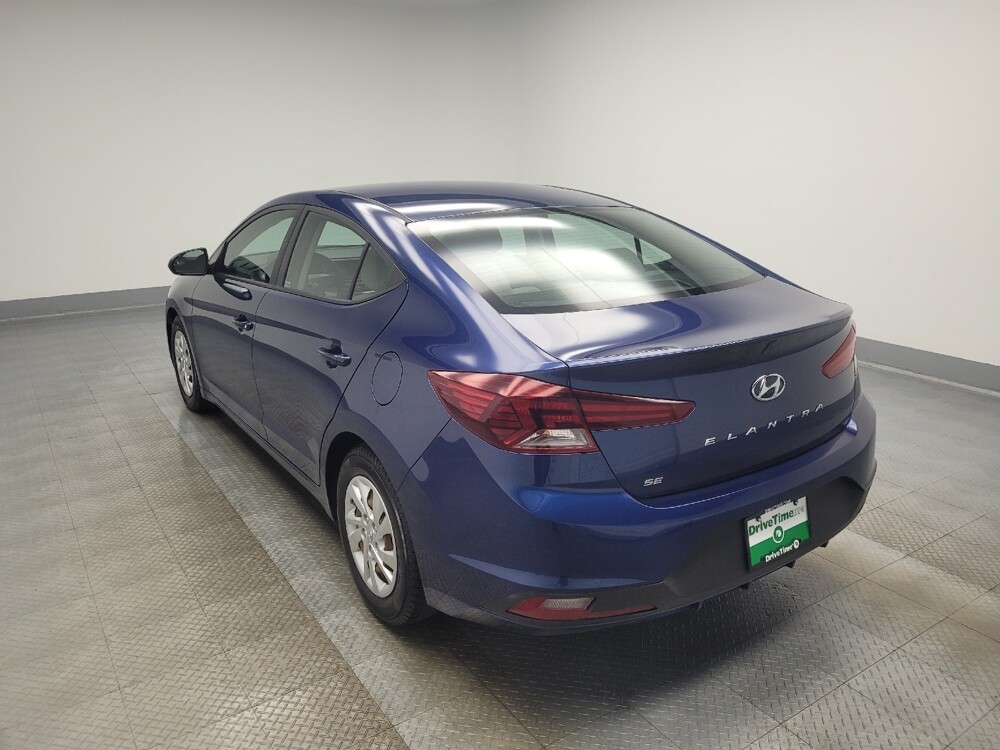 2019 Hyundai Elantra in Highland, IN 46322 - 18073509 5