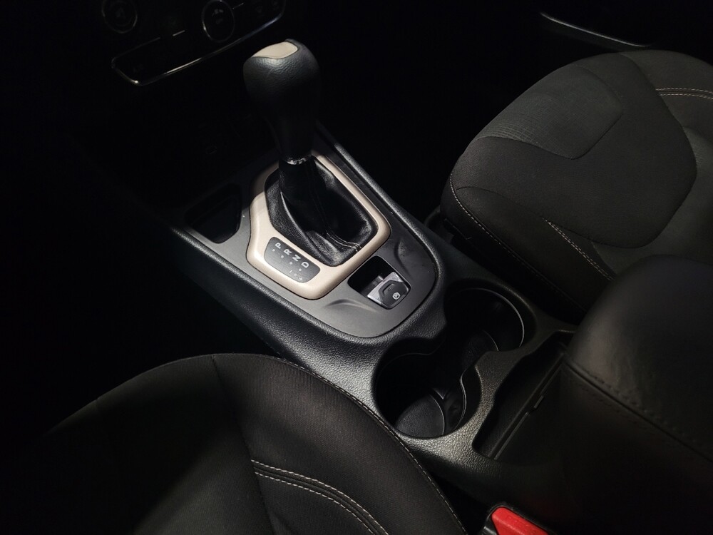 2016 Jeep Cherokee in Pensacola, FL 32505 - 18073519 26