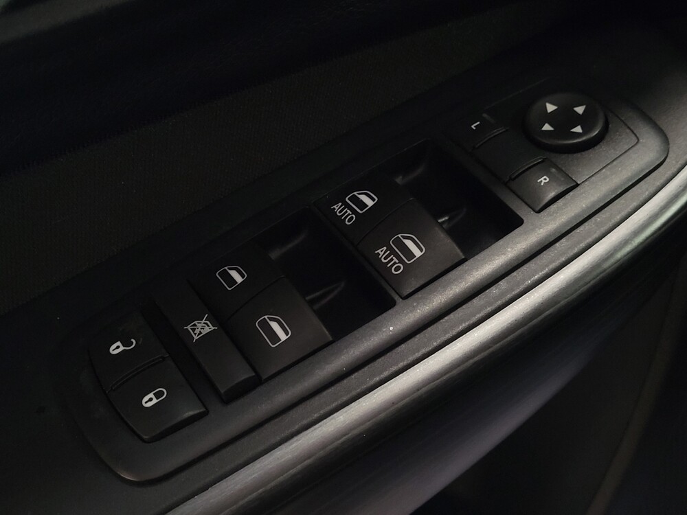 2016 Jeep Cherokee in Pensacola, FL 32505 - 18073519 27