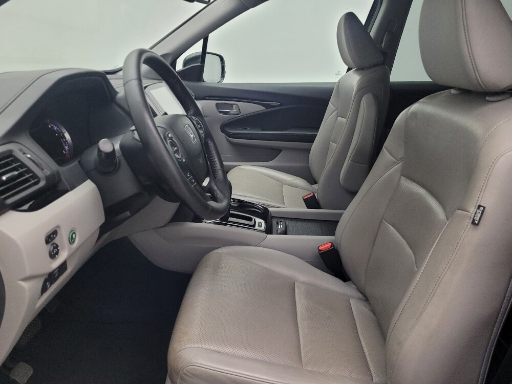 2017 Honda Ridgeline in Jacksonville, FL 32210 - 18073520 17