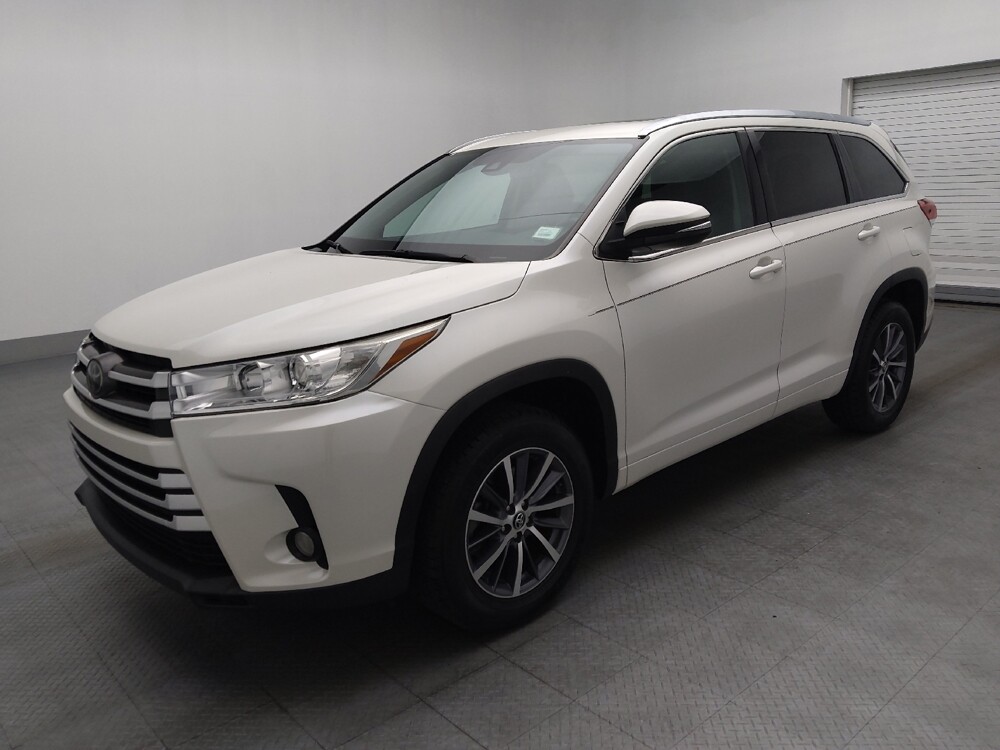 2018 Toyota Highlander in Pensacola, FL 32505 - 18073523 2
