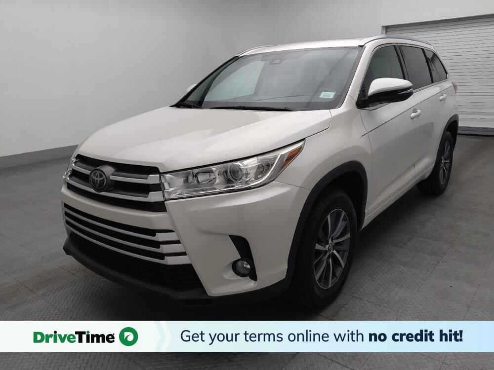 2018 Toyota Highlander in Pensacola, FL 32505 - 18073523