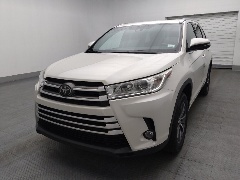 2018 Toyota Highlander in Pensacola, FL 32505 - 18073523 15
