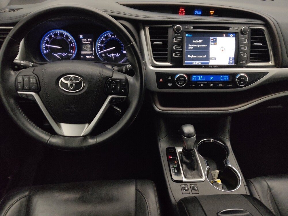 2018 Toyota Highlander in Pensacola, FL 32505 - 18073523 22