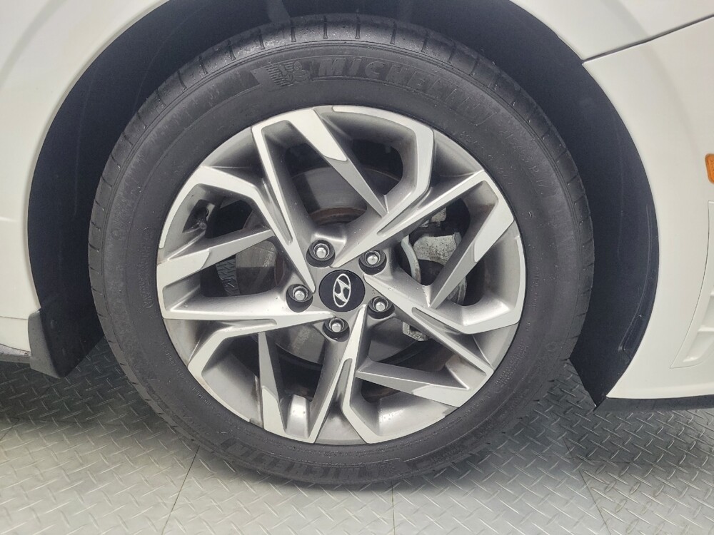 2022 Hyundai Sonata in Indianapolis, IN 46219 - 18073535 31