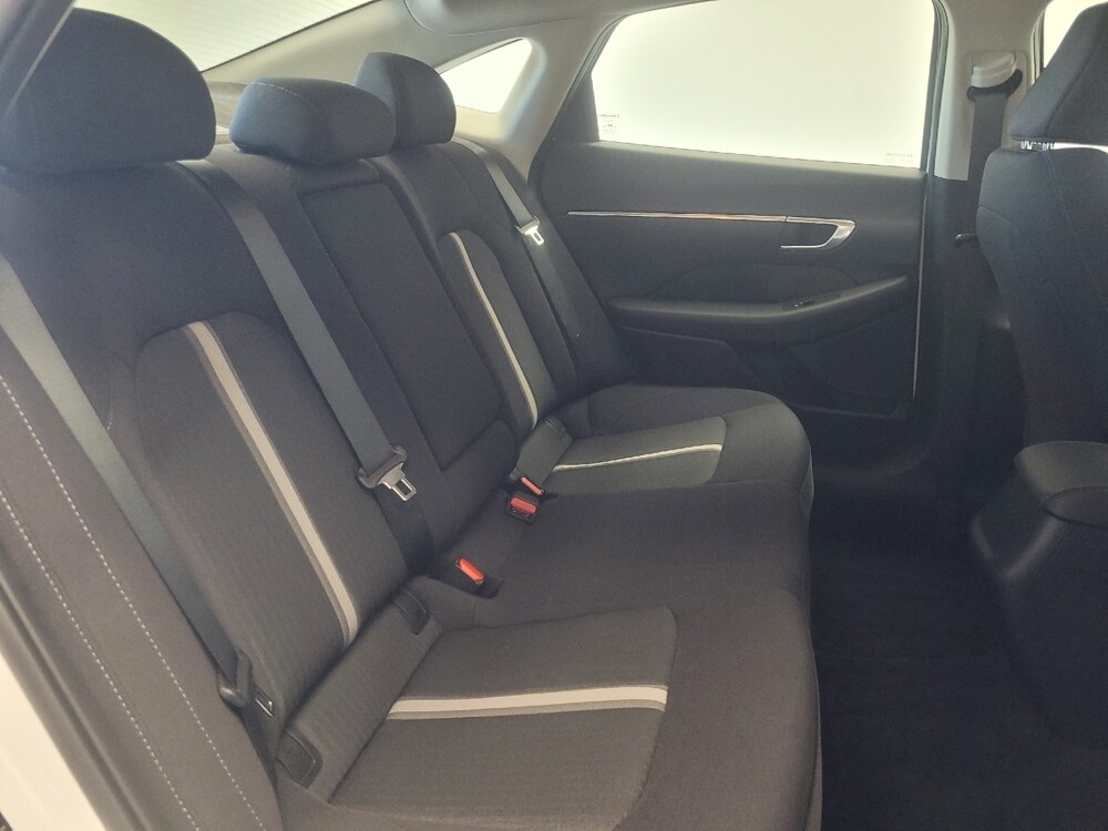 2022 Hyundai Sonata in Indianapolis, IN 46219 - 18073535 19