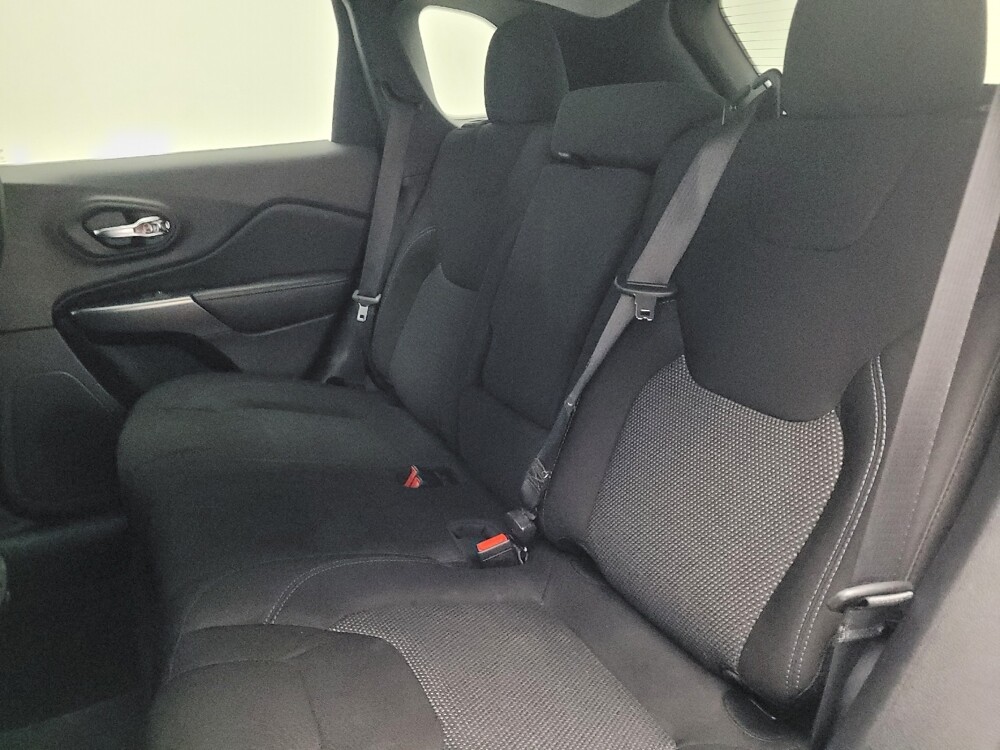 2020 Jeep Cherokee in Marietta, GA 30062 - 18073554 18