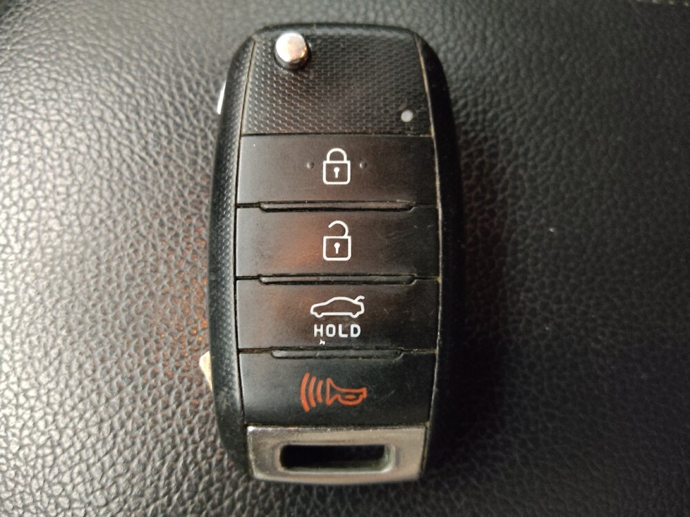 2016 Kia Forte in Houston, TX 77034 - 18073583 32