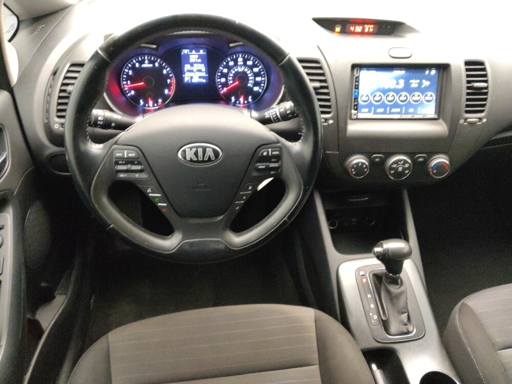 2016 Kia Forte in Houston, TX 77034 - 18073583 22