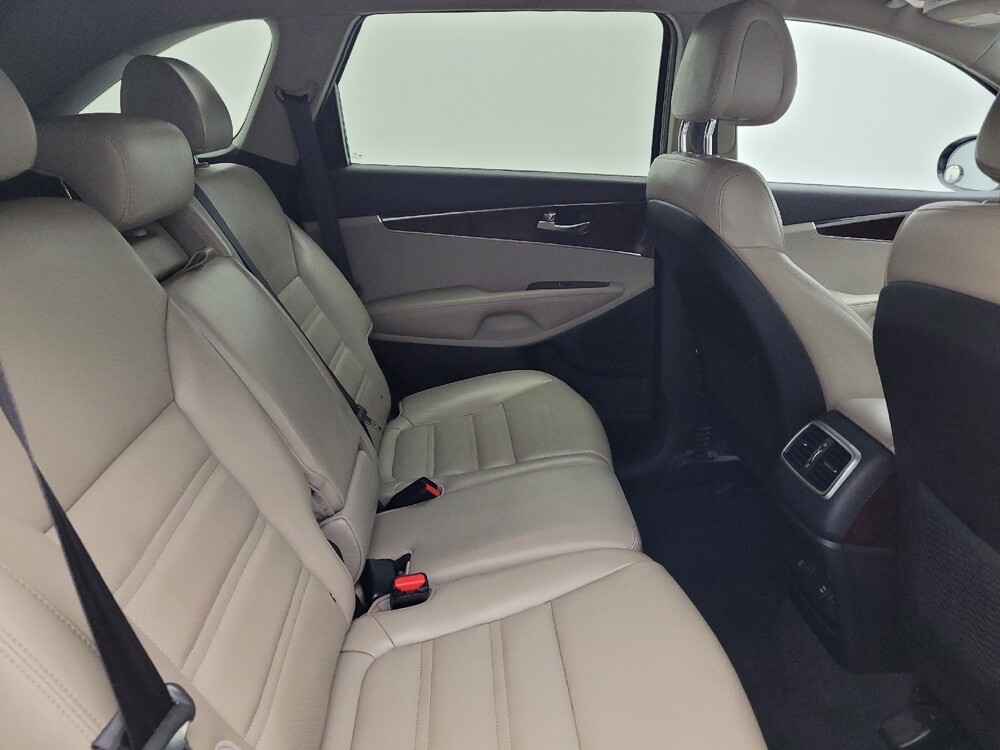 2016 Kia Sorento in Winston-Salem, NC 27103 - 18073592 19