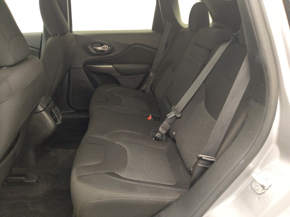 2019 Jeep Cherokee in Houston, TX 77060 - 18073600 18