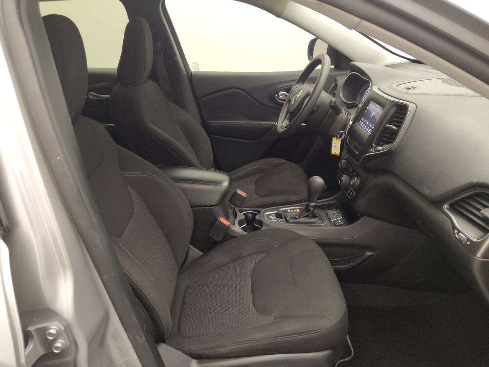 2019 Jeep Cherokee in Houston, TX 77060 - 18073600 21