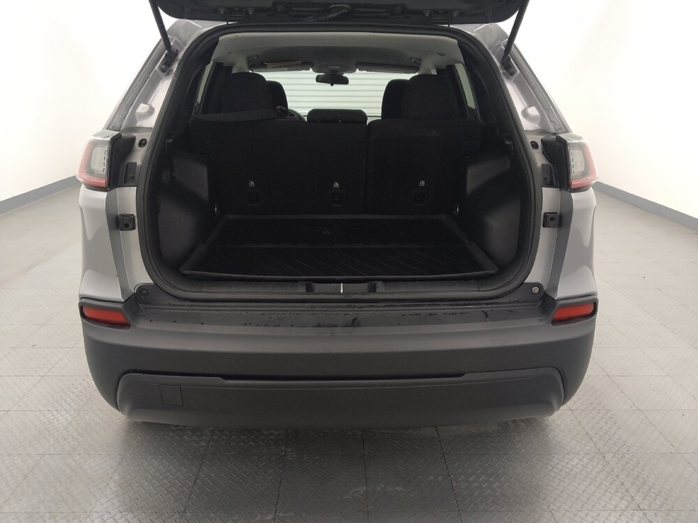 2019 Jeep Cherokee in Houston, TX 77060 - 18073600 29