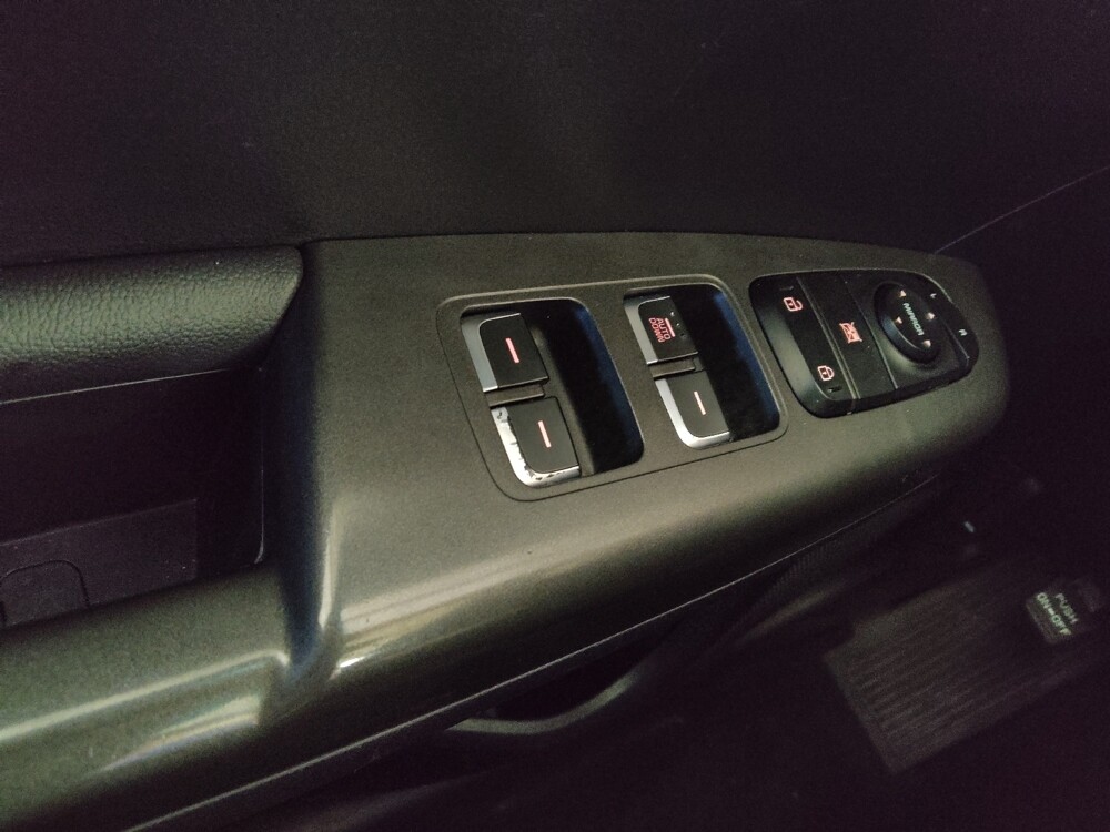 2019 Kia Sportage in Morrow, GA 30260 - 18073624 27