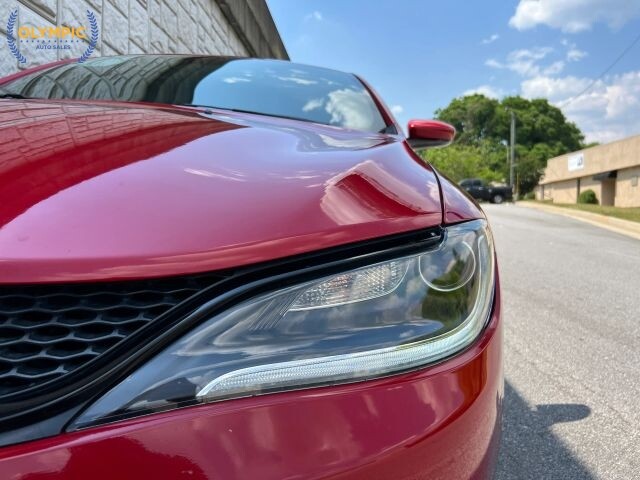 2016 Chrysler 200 in Decatur, GA 30032 - 18073653 14