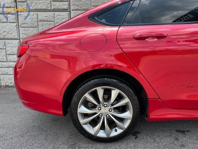 2016 Chrysler 200 in Decatur, GA 30032 - 18073653 12