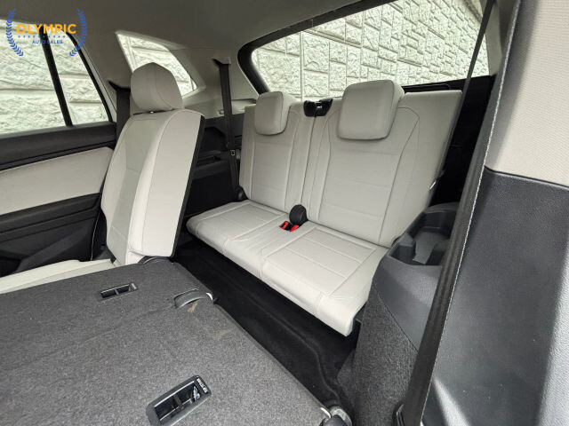 2021 Volkswagen Tiguan in Decatur, GA 30032 - 18073654 40