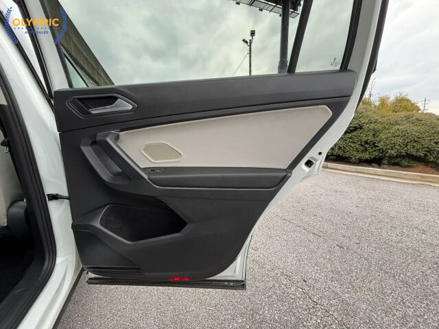 2021 Volkswagen Tiguan in Decatur, GA 30032 - 18073654 44