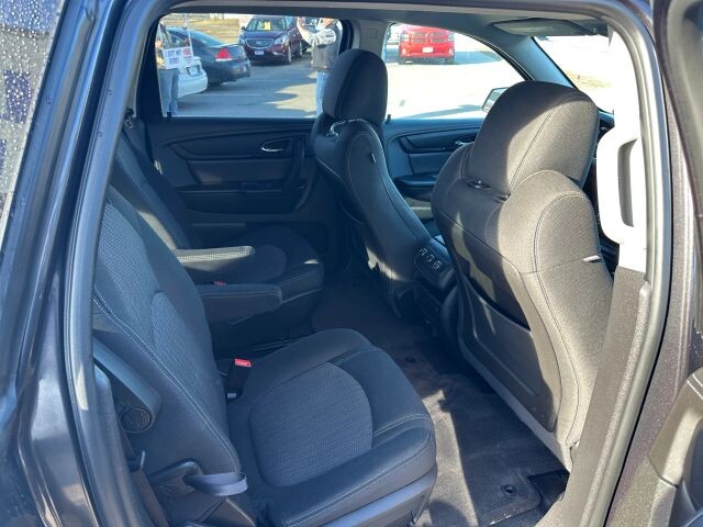 2016 Chevrolet Traverse in Wadena, MN 56482 - 18073660 5