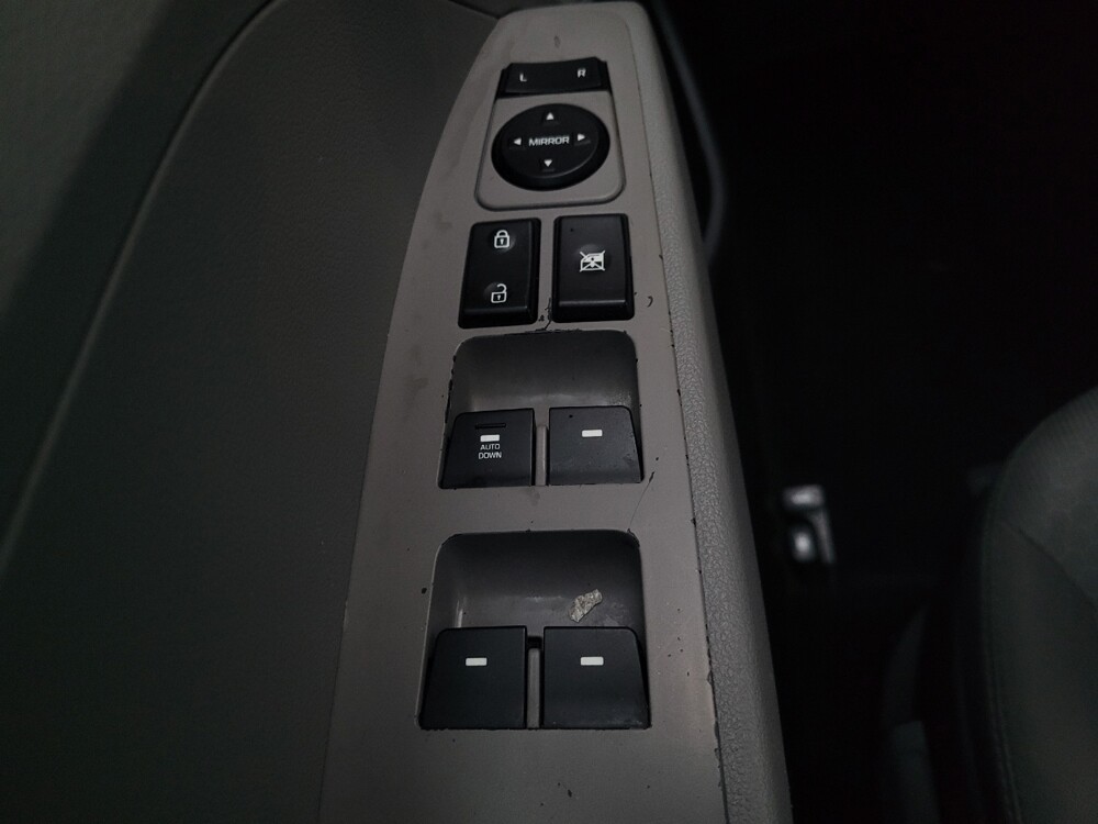 2017 Hyundai Elantra in Chattanooga, TN 37421 - 18073707 27