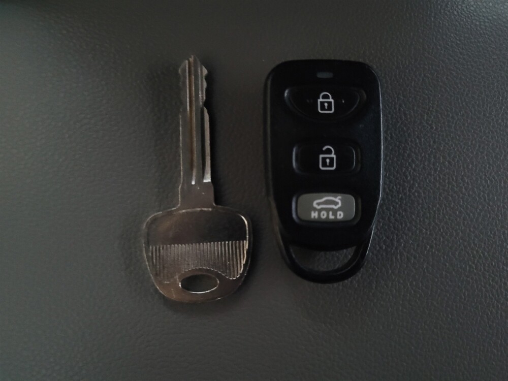 2017 Hyundai Elantra in Chattanooga, TN 37421 - 18073707 32