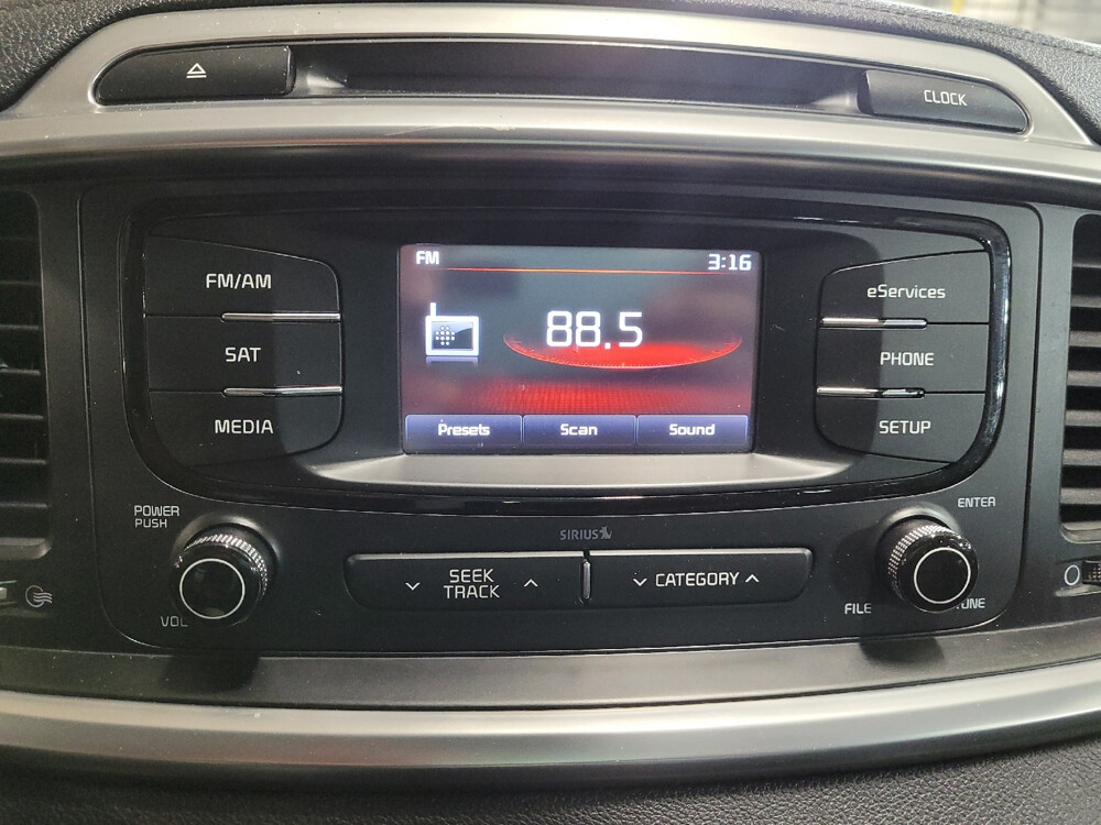 2016 Kia Sorento in Temple, TX 76502 - 18073709 25